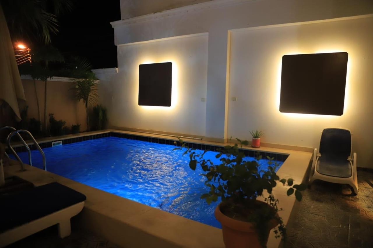 Nefertarie Guest House Luxor Ngoại thất bức ảnh